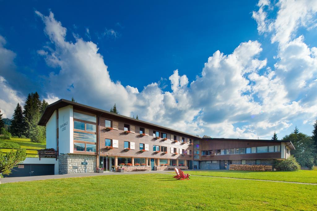 Saanenmöser Saanewald Lodge מראה חיצוני תמונה